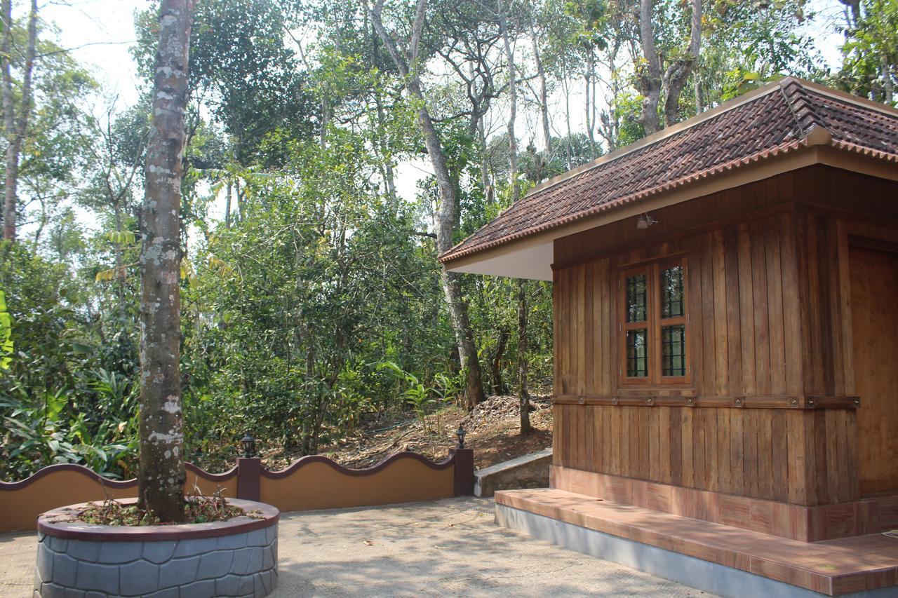 Kalppavanam Heritage Resort Thekkady Exterior photo